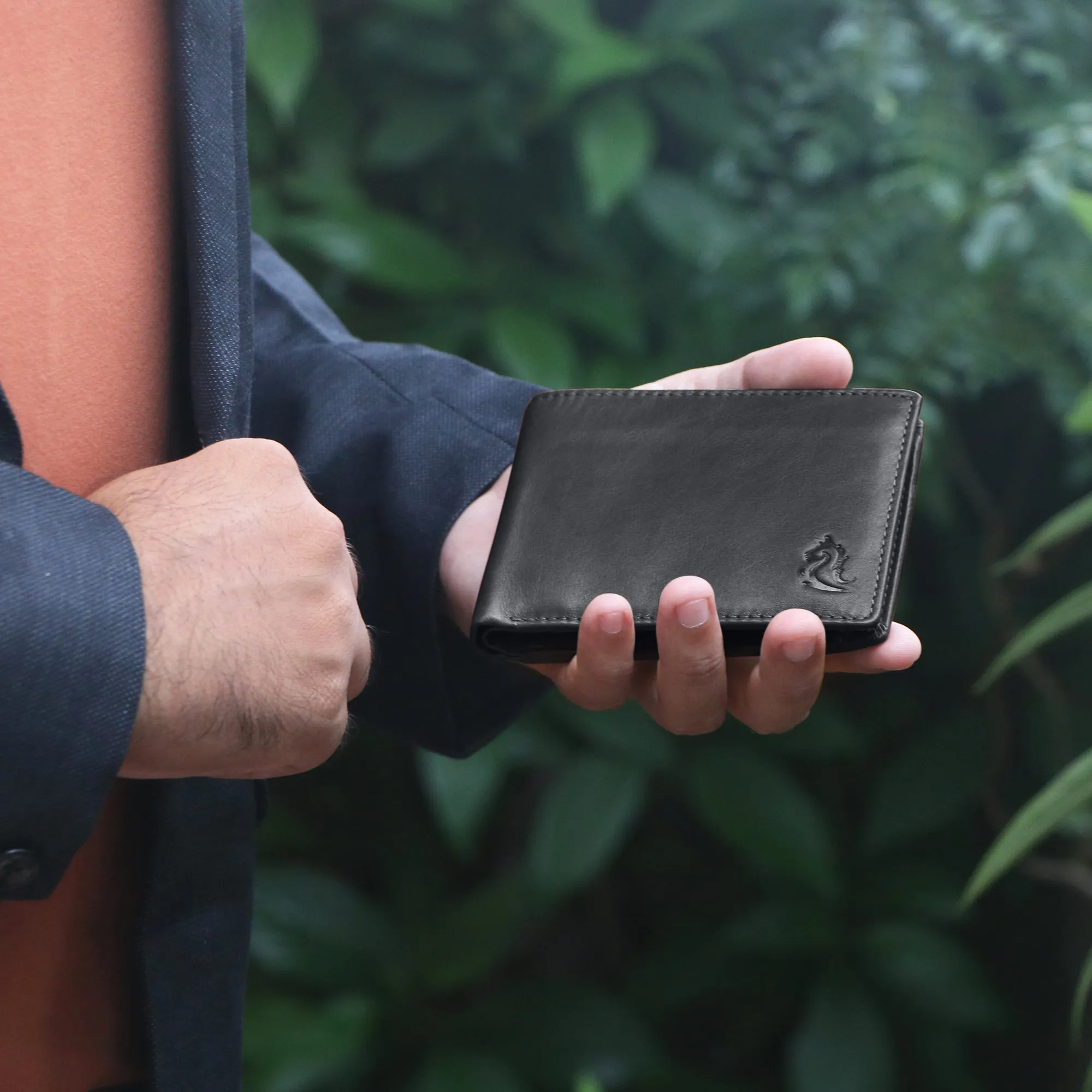 10012 Cognac Bifold Wallet