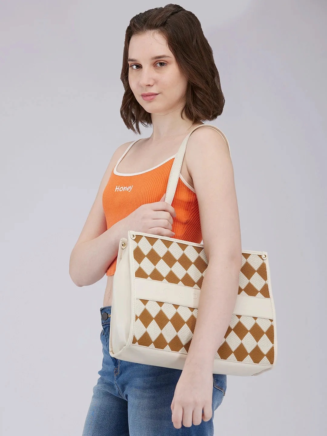 Caprese Checker Tote Medium Cream