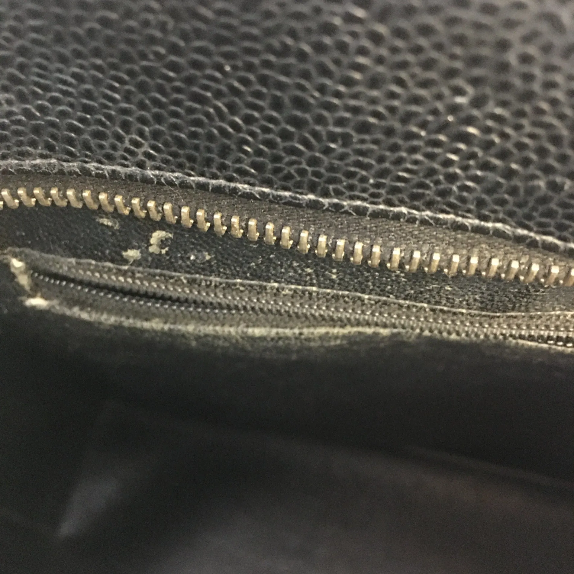 CHANEL Medaillon Handbag in Black Leather