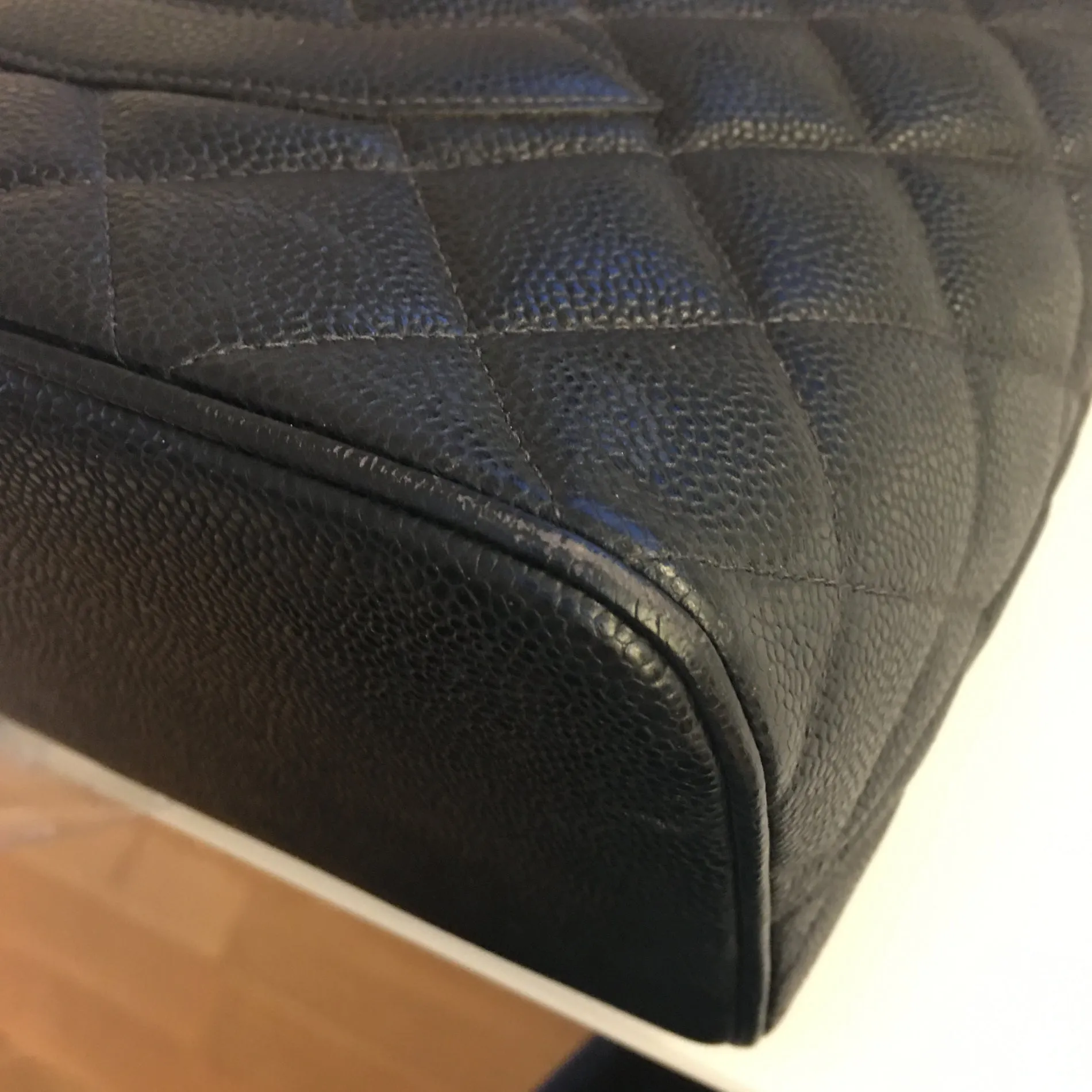 CHANEL Medaillon Handbag in Black Leather