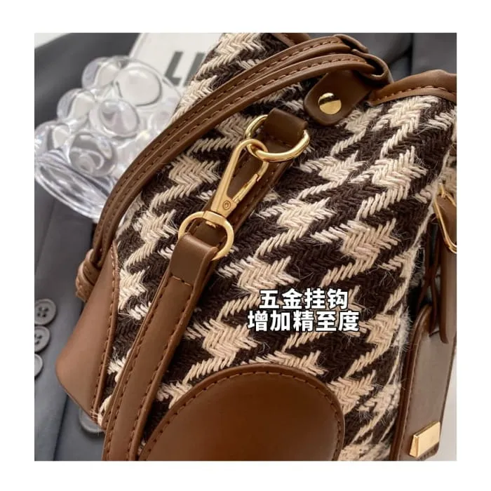 Patterned Bucket Bag / Bag Charm / Set
