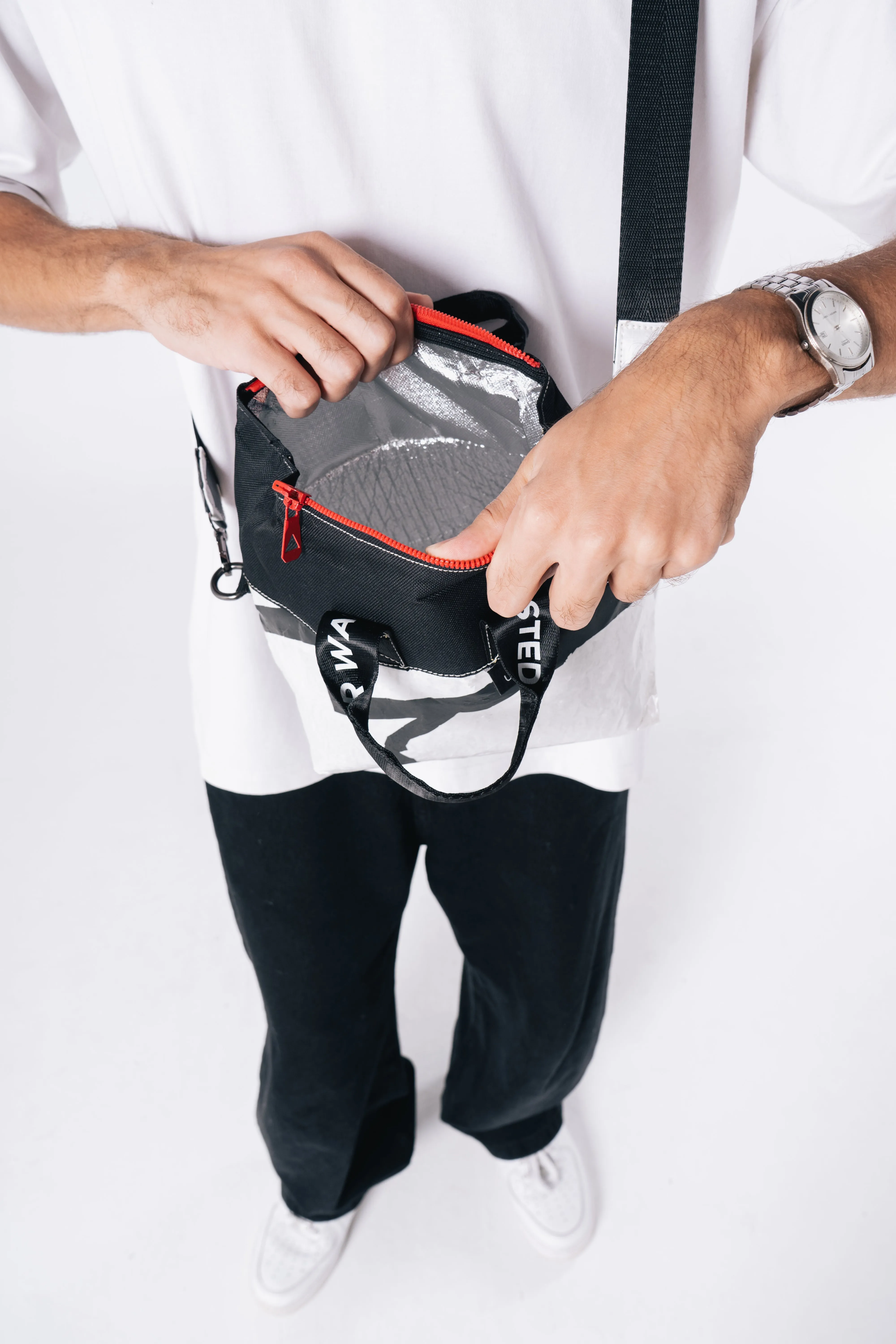 Practical Plastic Lunch bag in White Confetti