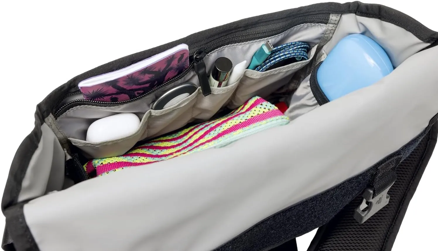 Timbuk2 Classic Messenger Bag - Durable, Water-Resistant, fits 13", 15", 17" Laptop