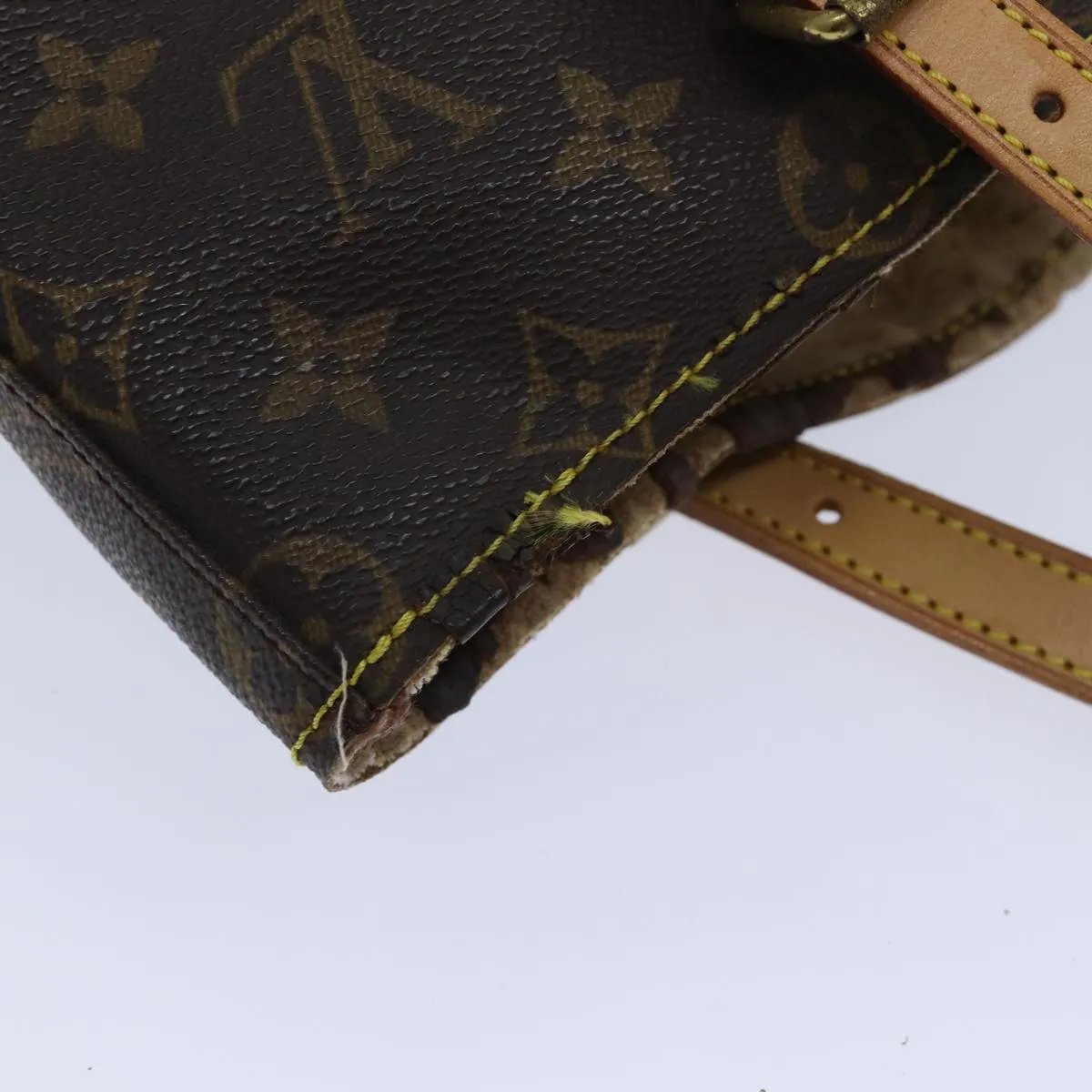 Trendy Inspired Louis Vuitton Monogram Bucket Gm Shoulder Bag M42236 Lv Auth Bs17699