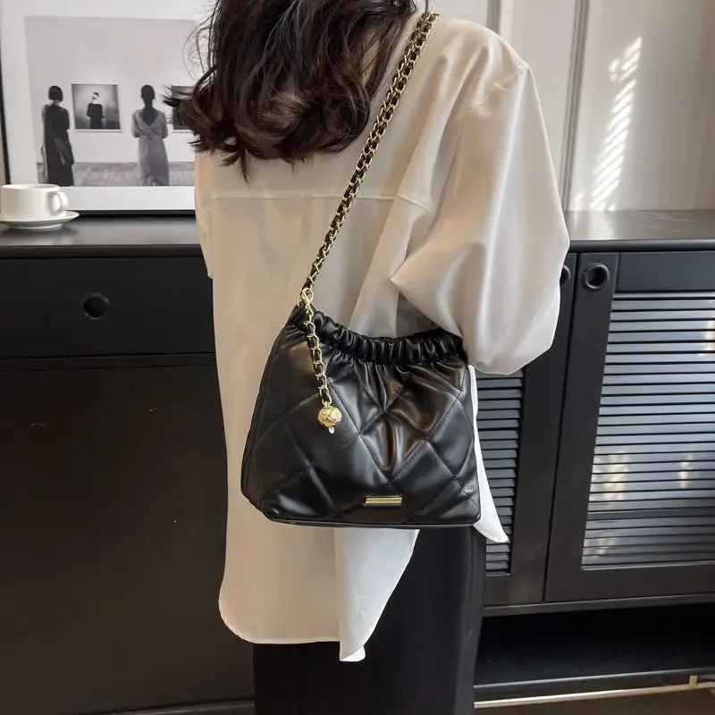 Trendy Small Bucket Bag for Women